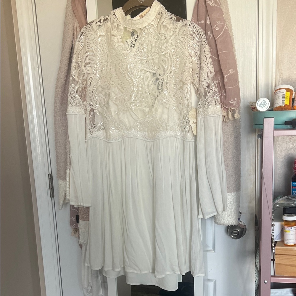 Altar'd State cream lace top brand new!
